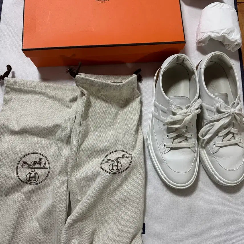 [BUNJANG] Hermès White Sneakers Size 40.5 / 에르메스 화이트 스니커즈 40.5 사이즈 팝니다(정품)