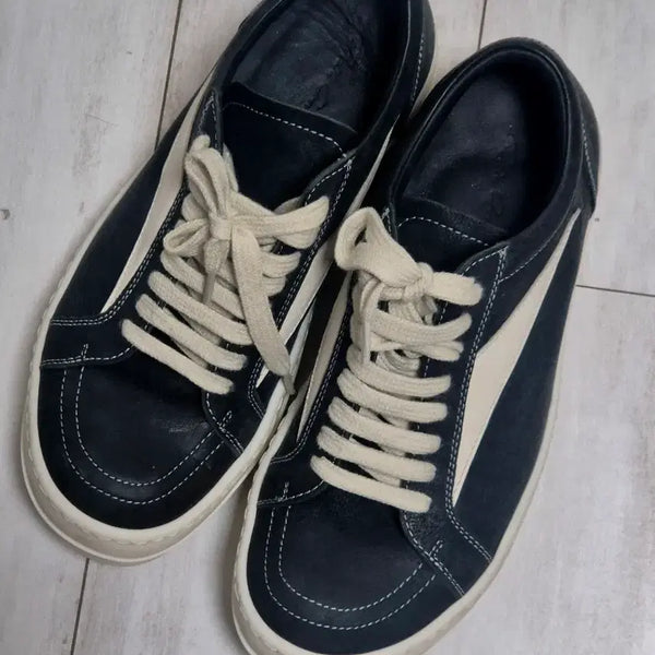 [BUNJANG] Rick Owens Vintage Sneakers Black/Milk / 릭오웬스 빈티지스니커즈 블랙/밀크 37