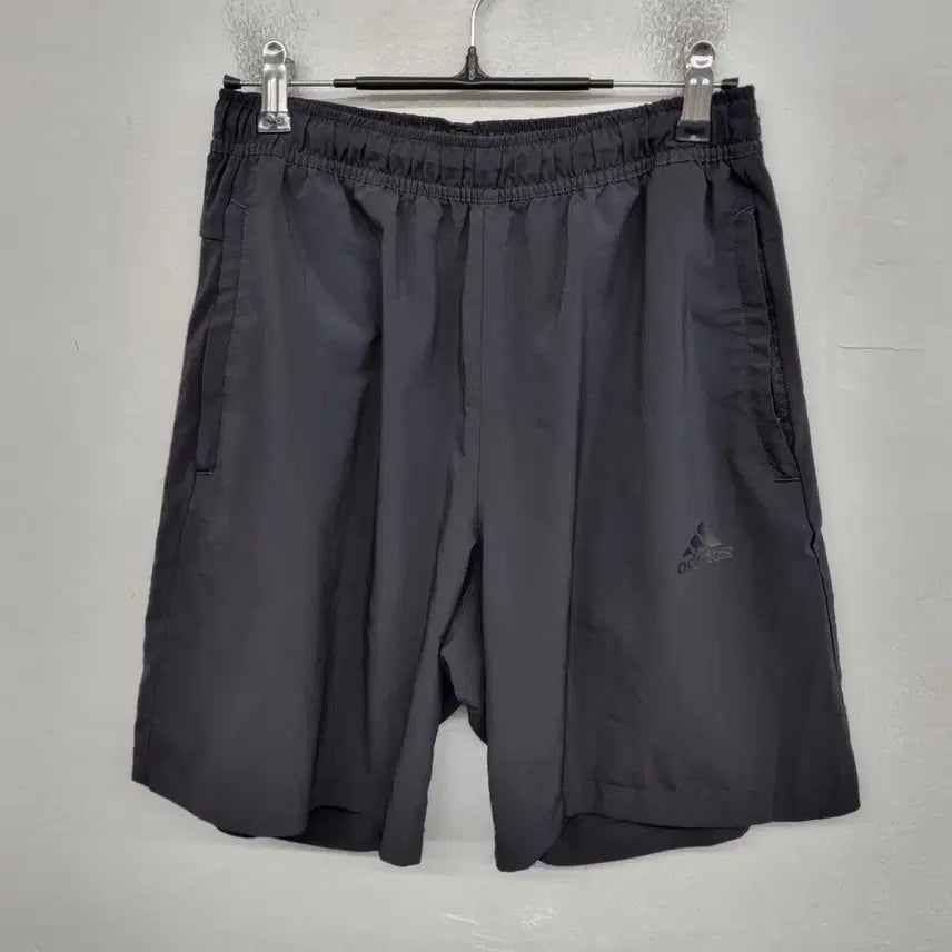 [BUNJANG] Adidas Woven Training Shorts (Size M) / [95/M] 아디다스 우븐 트레이닝 반바지