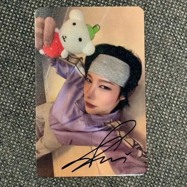 [BUNJANG] XLOV Rui Autographed Photocard / 엑스러브 XLOV 루이 RUI 싸인 포카 포토카드