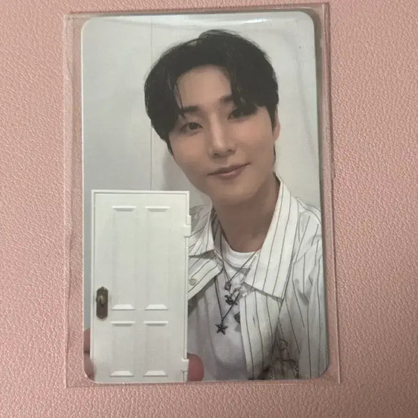 [BUNJANG] Young K Solo Concert First Day Entrance Photocard / 영케이 영기스트 솔콘 솔로콘서트 첫콘 입장포카 양도