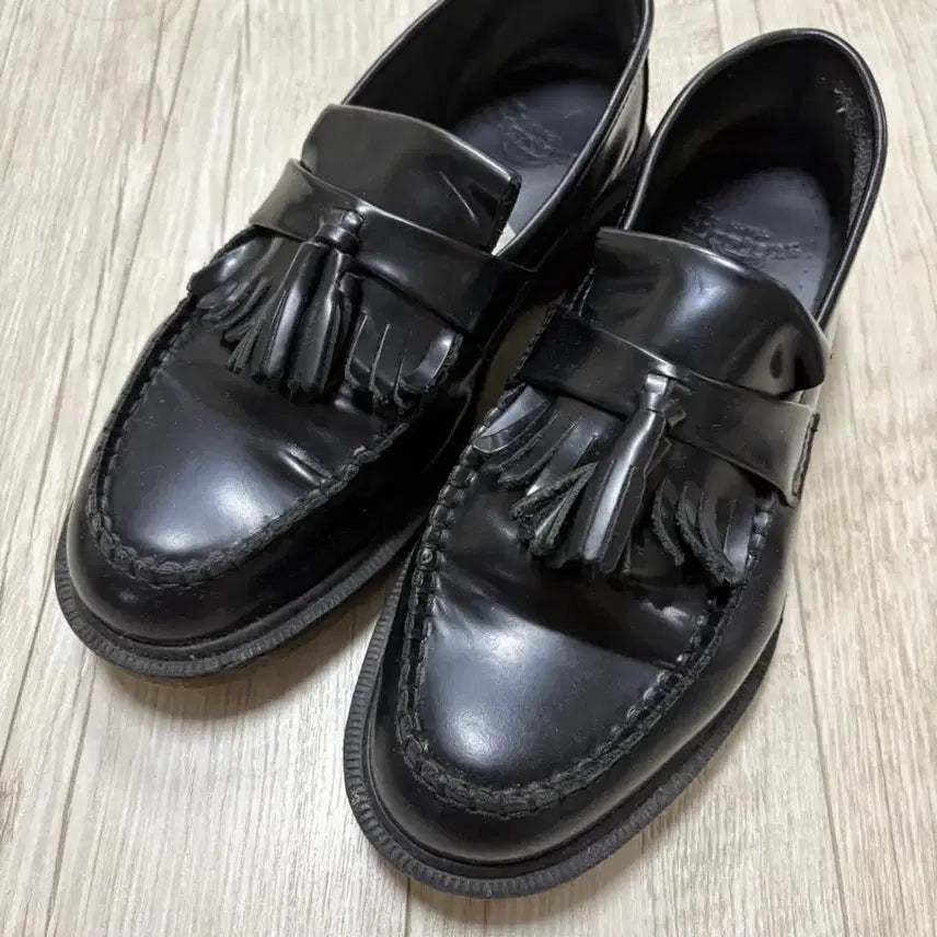 [BUNJANG] Dr. Martens Tassel Loafers Black US 9 / 닥터마틴 테슬 로퍼 블랙 us9