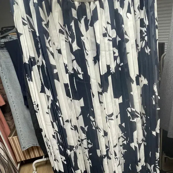 [BUNJANG] Club Monaco Pleated Skirt / 클럽모나코 플리츠 스커트