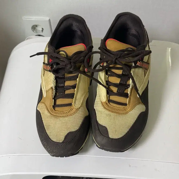 [BUNJANG] Nike Travis Scott Air Max 1 "Saturn Return" Sneakers / 나이키 트래비스 스캇 에어맥스 265