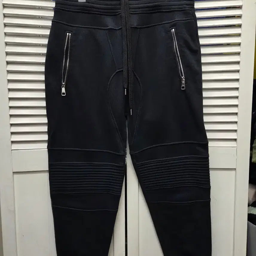 [BUNJANG] Neil Barrett Black Jogger Pants / 닐바렛 블랙 조거 팬츠