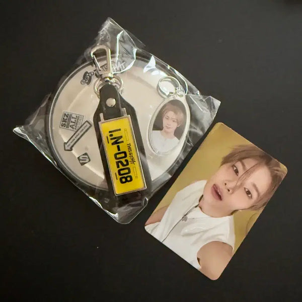[BUNJANG] Stray Kids I.N THIS&THAT Limited Edition Truck Ver. Keyring Mirror / 스트레이키즈 아이엔 디스앤댓 한정반 트럭ver. 키링 거울 THIS&THAT