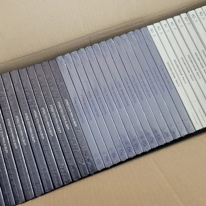 [BUNJANG] Ateez Golden Hour: Part.4 Unopened Album Set / 60세트) 에이티즈 골든아워4 미개봉 일반반 포토북 앨범 ateez unopened album