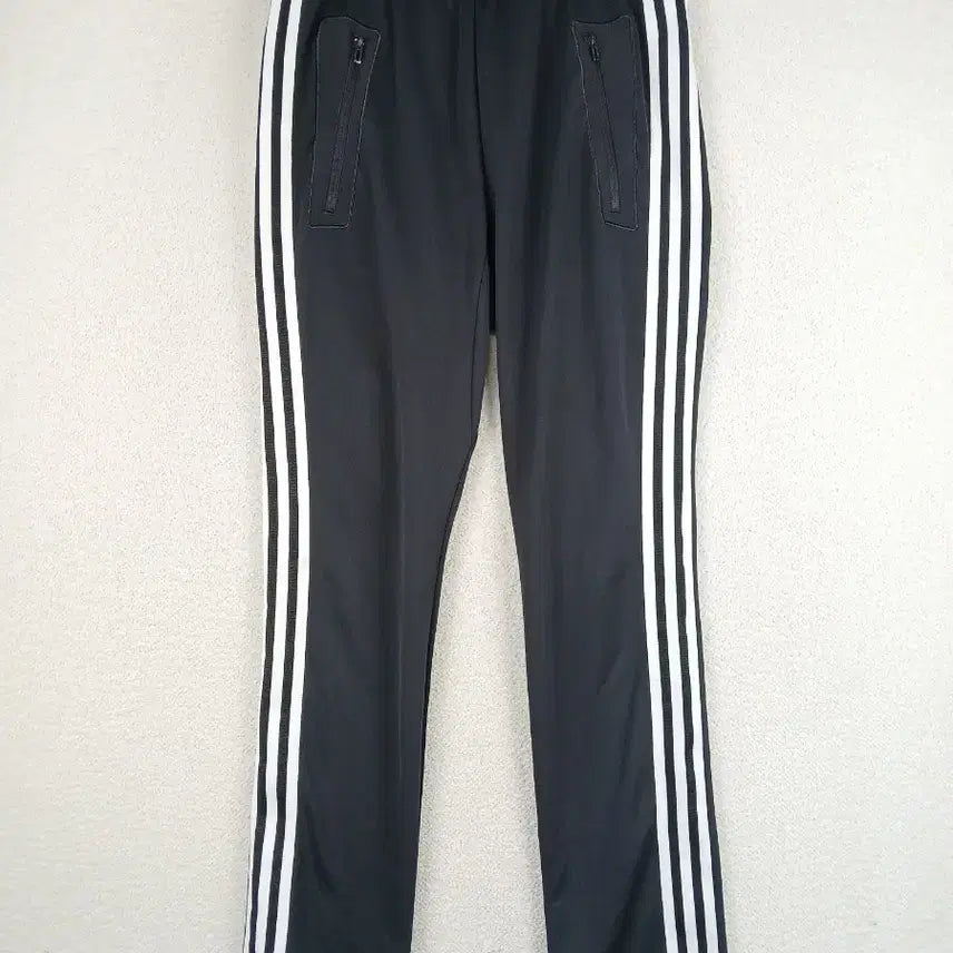 [BUNJANG] Adidas Men's Black Three-Stripes Training Pants (L) / 아디다스 남성 블랙 삼선 트레이닝 바지(L)