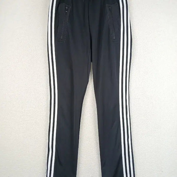 [BUNJANG] Adidas Men's Black Three-Stripes Training Pants (L) / 아디다스 남성 블랙 삼선 트레이닝 바지(L)