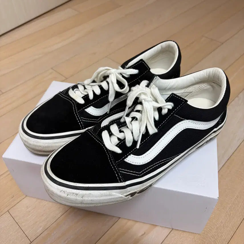 [BUNJANG] Vans x CDG OTW Old Skool Black Sneakers / 반스 x CDG OTW 올드스쿨 블랙