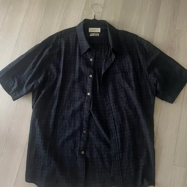 [BUNJANG] Favega Kylie Check Half Shirt Dark Navy / 파브레가 카일리 체크 하프 셔츠 다크네이비 3사이즈