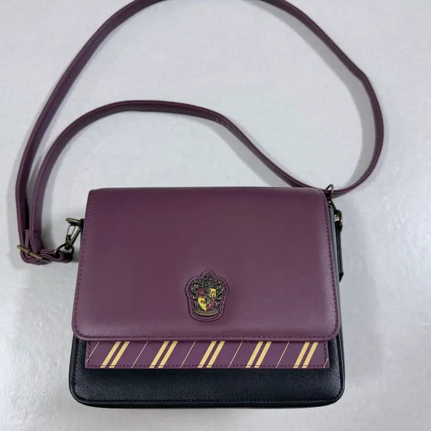 [BUNJANG] Harry Potter Gryffindor Bag Universal Studios Japan Goods / 해리포터 그린핀도르 가방 유니버셜스튜디오 굿즈 USJ