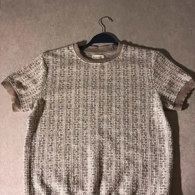 [BUNJANG] Muscle Fit Short Sleeve Knit Top / 디올 느낌 나는 머슬핏 반팔 니트