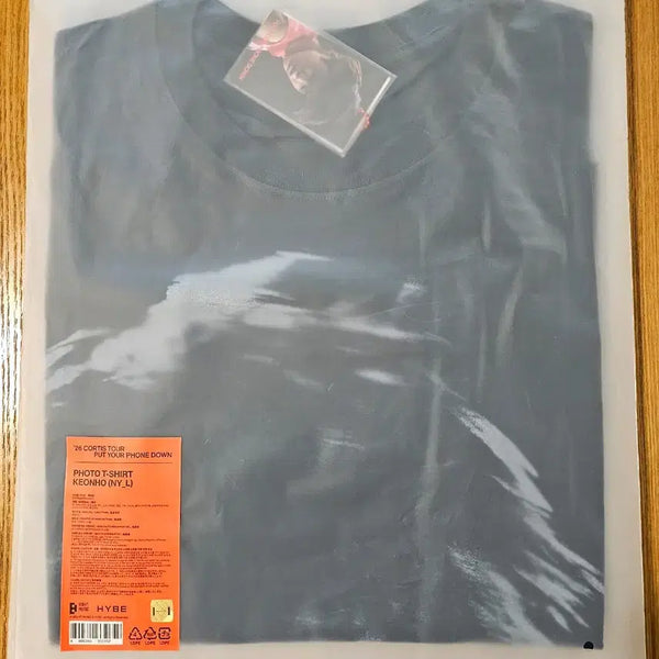[BUNJANG] CORTIS Gunho Photo T-Shirt L Navy / 미개봉)CORTIS 코르티스 건호 포토 티셔츠 L PYPD
