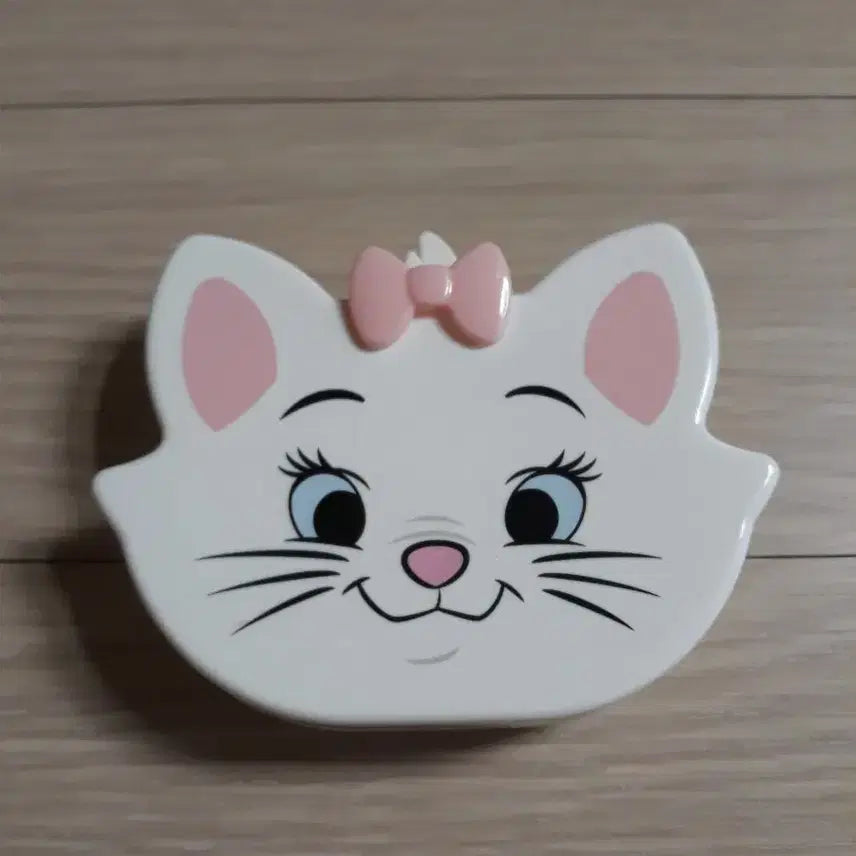 [BUNJANG] Disney Marie 4-Compartment Storage Box / 디즈니 마리 4칸 분할 약통 수납함