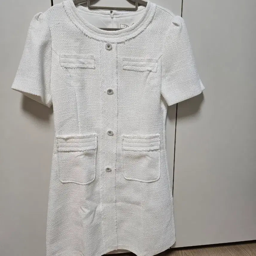[BUNJANG] Twee Tweed Short Sleeve Dress FF Size / TWEE. 트위드 원피스. FF사이즈. 새상품