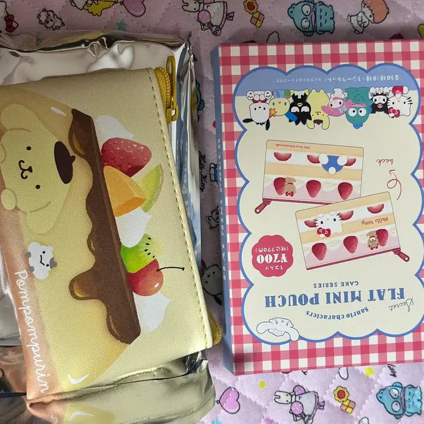 [BUNJANG] Sanrio Pompompurin Muffin Cake Series Flat Mini Pouch / 산리오 폼폼푸린 머핀 케이크 시리즈 플랫 미니 파우치