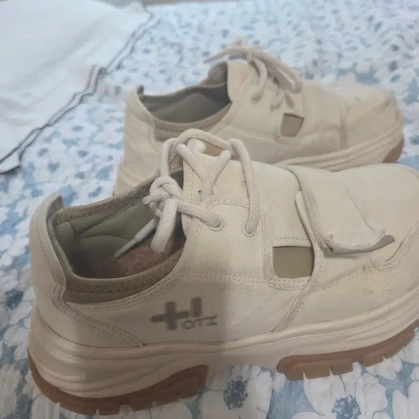 [BUNJANG] Otsu Canvas Sneakers Beige Size 270 / 오찌 캔버스 스니커즈 베이지 사이즈 270