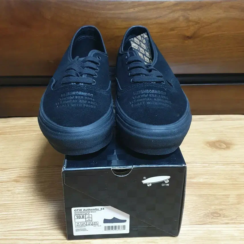 [BUNJANG] Vans x Neighborhood OTW Authentic 44 Black / 반스 x 네이버후드 OTW 어센틱 44 블랙 (280)