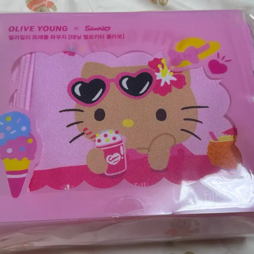 [BUNJANG] Sanrio Fillyilly Travel Pouch Hello Kitty / 올리브영 X 산리오 필리밀리 트래블 파우치 태닝 헬로키티(미개봉)