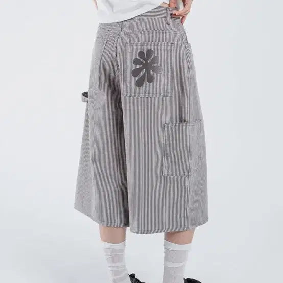 [BUNJANG] OAF LOGO STRIPE BERMUDA PANTS GRAY/WHITE / 오피쉬 버뮤다팬츠 OAF LOGO STRIPE BERMUDA PANTS, GRAY/WHITE