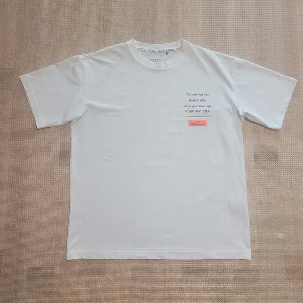 [BUNJANG] Hazzys White Logo & Text Short-Sleeve T-Shirt / 헤지스반팔티셔츠