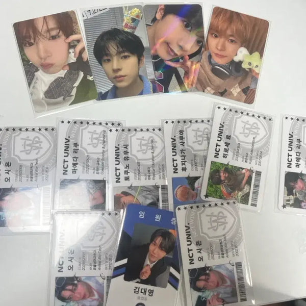 [BUNJANG] NCT WISH Photocard Bundle Set (4 Official Photocards + Bonus) / 엔시티 위시 포토카드 일괄 4장 급처 (위쪽 공식 포카) (아래는 덤으로 나갈 예정입니다)반택거래