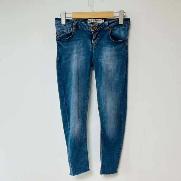 [BUNJANG] ZARA TRF Vintage Wash Cut-off Hem Denim Jeans / [정품] 자라(ZARA) TRF 빈티지 워싱 컷팅 데님 (국내 25-26)