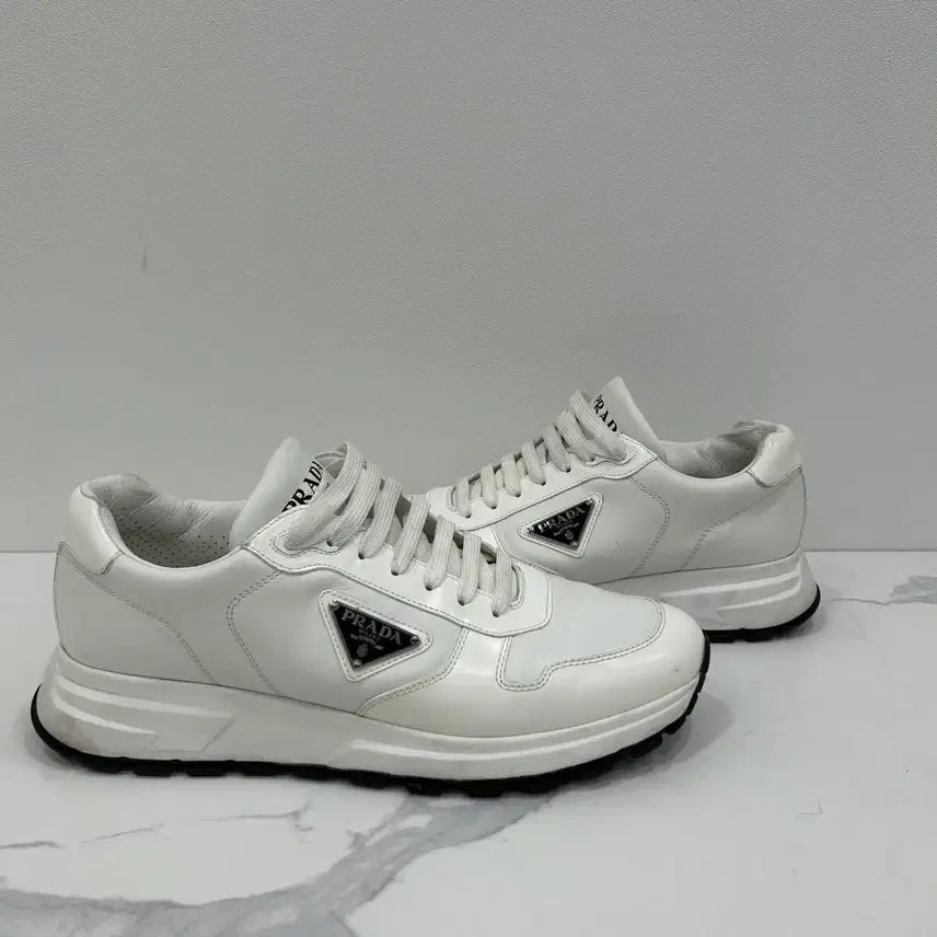 [BUNJANG] Prada Leather Sneakers White Size 9 / [9SIZE]프라다 레더 스니커즈 화이트