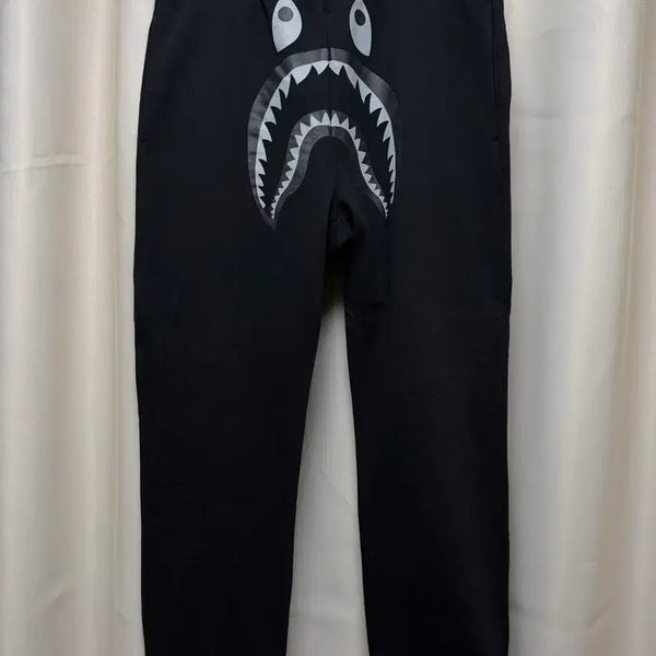 [BUNJANG] Bape Shark Sweatpants / Bape 베이프 샤크 스웨트 팬츠