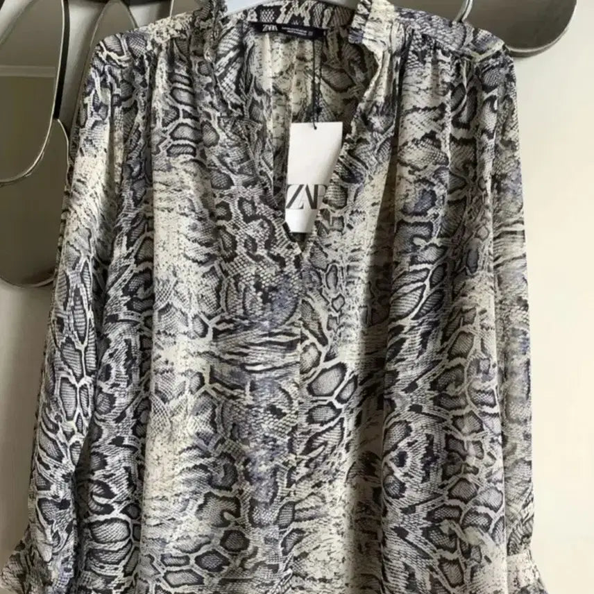 [BUNJANG] Zara Set of 3 Blouses and Shirts / 새상품포함 3벌 각각 비용/ 자라 블라우스 /셔츠