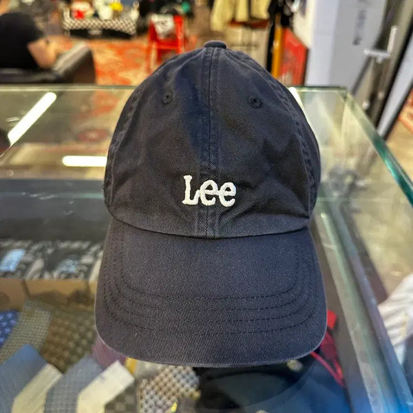 [BUNJANG] Rie Small Logo Ball Cap / 리 스몰로고 볼캡