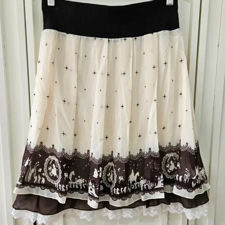 [BUNJANG] Japanese Vintage Fairy Tale Print Lace Skirt / 일본 빈티지 동화 프린트 레이스 스커트
