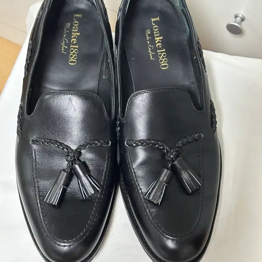 [BUNJANG] Loake 1880 Tassel Loafers Black / 로크 1880 태슬 로퍼 블랙 8. 5