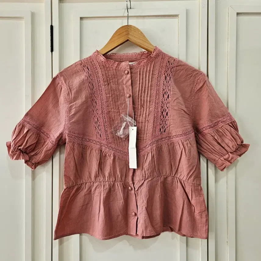 [BUNJANG] Discoat Parisien Coral Pink Lace Blouse / Discoat Parisien 빈티지 코랄핑크 레이스 블라우스