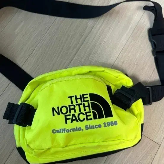 [BUNJANG] The North Face Hip Sack Yellow / (정품)노스페이스 힙색 옐로우