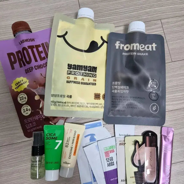 [BUNJANG] LABNOSH YamYam Protein 3 Types & AboutMe, LiveM, Epilow Travel Skincare Set / 프로틴쉐이크 3종 및 여행용 화장품 등
