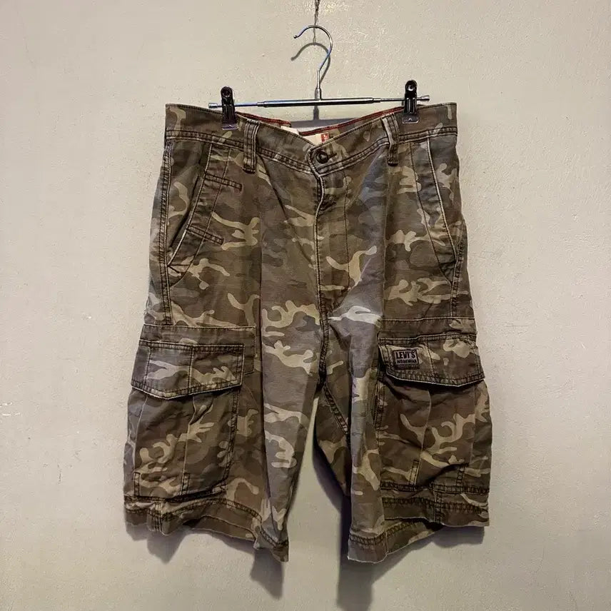 [BUNJANG] Levi's Cargo Military Shorts / 리바이스 카고 밀리터리 반바지