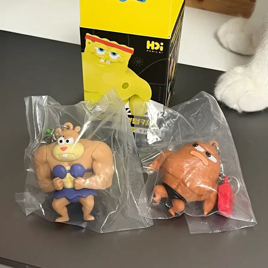 [BUNJANG] SpongeBob Muscle Bob SquarePants Keychain & Mini Figure Set / 스펀지밥 근육빵빵키링+미니피규어