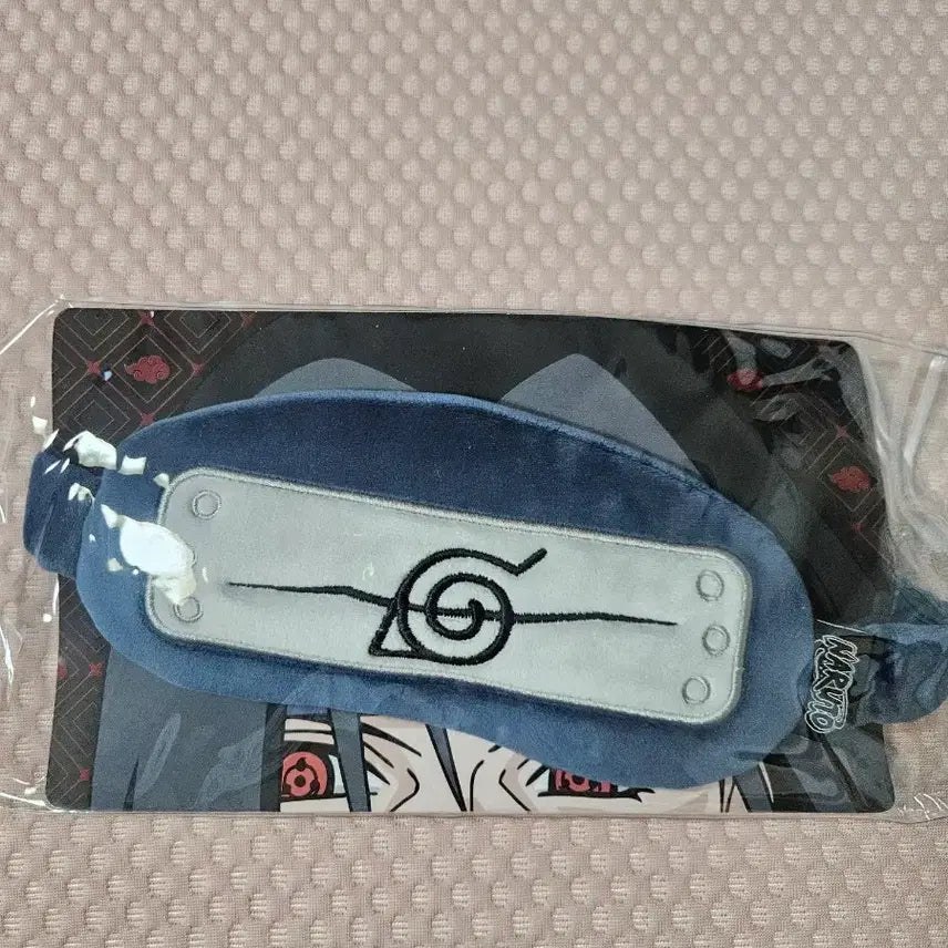 [BUNJANG] SPAO Naruto Collaboration Sleep Mask Dark Gray Itachi (Sealed) / 미개봉 스파오 나루토 수면안대 다크그레이 이타치