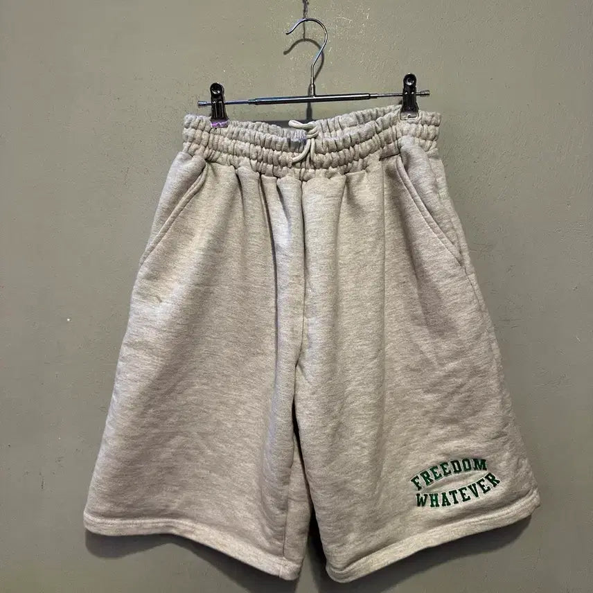 [BUNJANG] Freedom Whatever Bermuda Shorts / 프리덤 왓에버 버뮤다 쇼츠