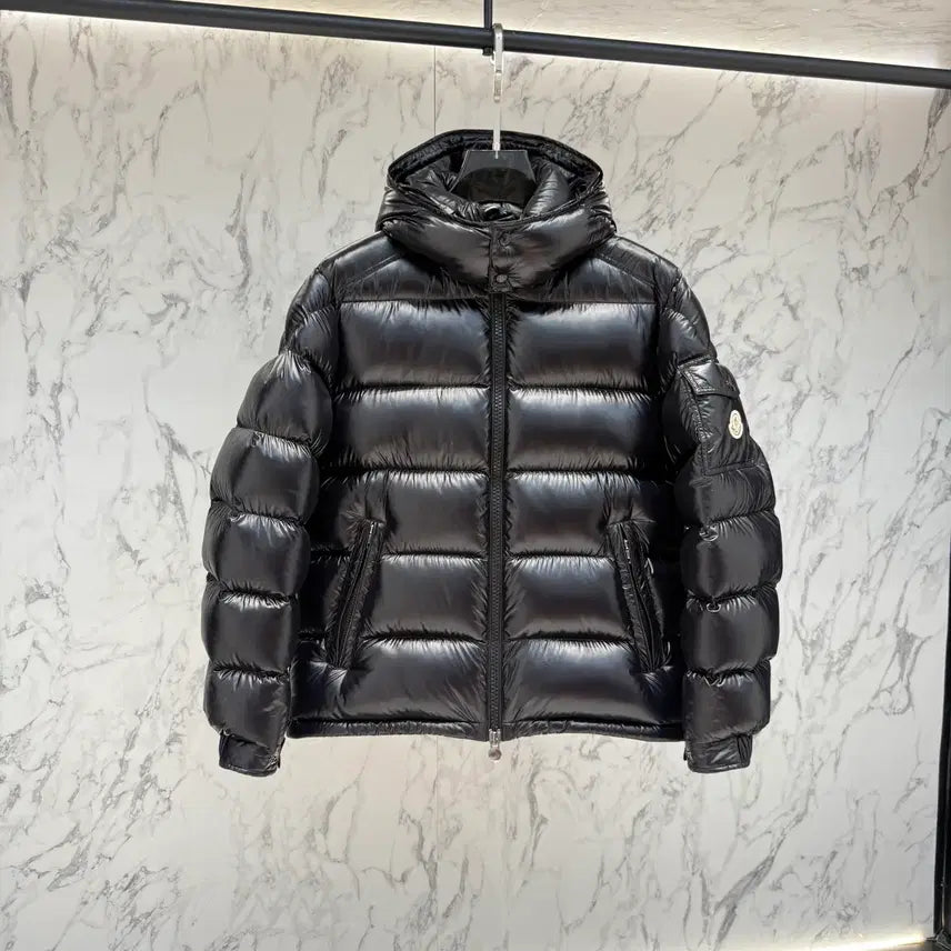 [BUNJANG] Moncler Black Hooded Short Down Jacket / 3사이즈) 몽클레어 패당 블랙 후드 쇼트 다운 자켓 3월구매