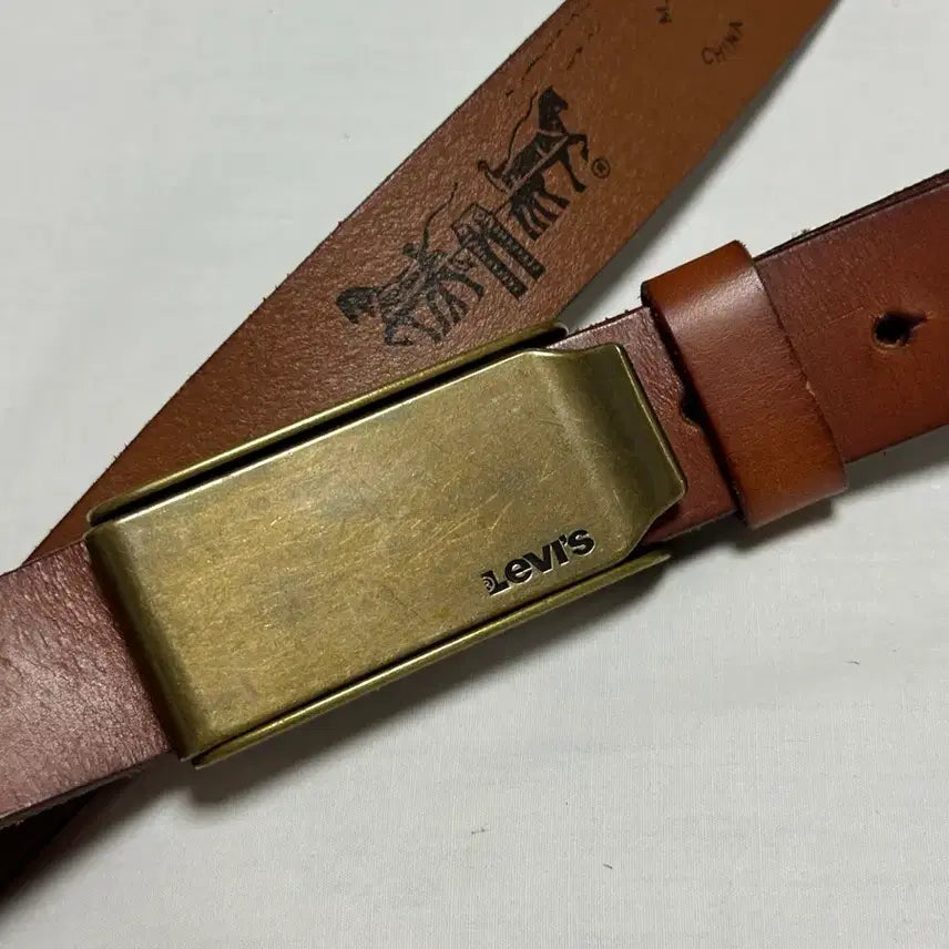 [BUNJANG] Levi's Genuine Full Grain Bovine Leather Belt Brown 34" (85/34) / 리바이스 통가죽 벨트 85/34 브라운 34인치