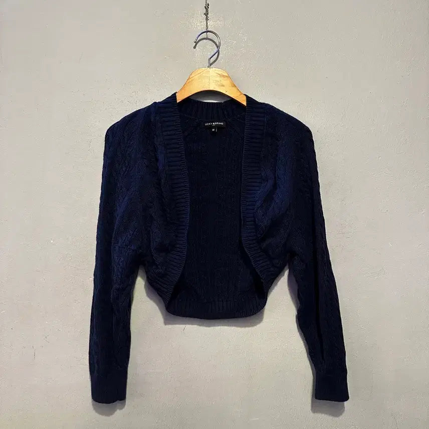 [BUNJANG] Romantic Crown Bolero Cardigan / 럭키 브랜드 로멘틱 크라운 볼레로 가디건