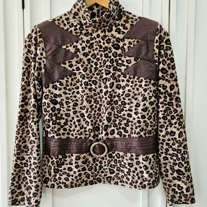 [BUNJANG] Vintage Leopard Faux Leather Belt Top / 빈티지 레오파드 페이크레더 벨트 탑