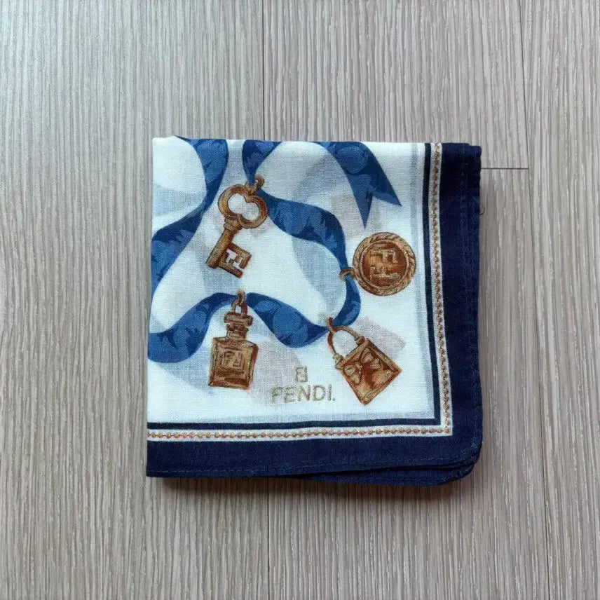 [BUNJANG] Fendi Handkerchief & Trussardi Scarf Bundle / 펜디 손수건 외