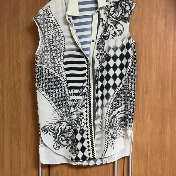 [BUNJANG] VOV Sleeveless Chiffon Blouse Size 66 / VOV 보브 민소매 쉬폰 블라우스 판매합니다. (사이즈 66)