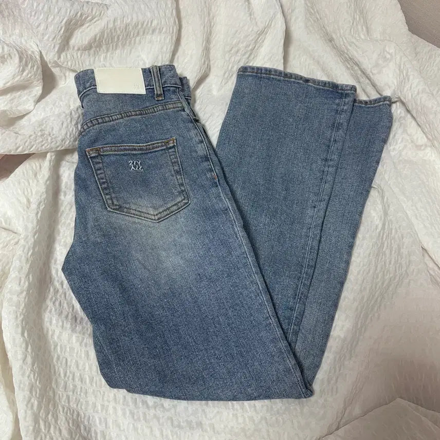 [BUNJANG] 27Y Light Wash Flare Bootcut Denim Jeans / 27Y 연청 플레어진 부츠컷 데님팬츠 청바지