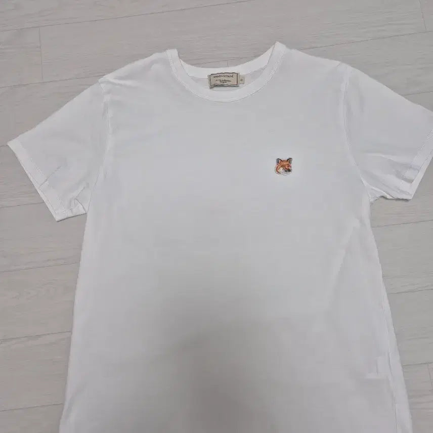[BUNJANG] Maison Kitsuné Signature Fox Head T-Shirt White Size S / [여성] 메종키츠네의 시그니처 폭스헤드  티셔츠