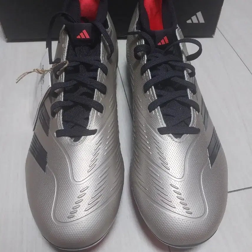 [BUNJANG] Adidas Predator 24 Silver Football Boots 275mm / 아디다스 프레데터 24 실버 축구화 275
